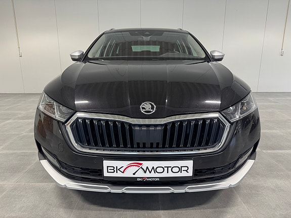 Skoda Octavia Scout 6 of 30
