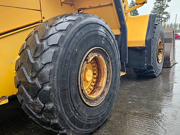 Volvo L150E, 2007 Mod, 18850 timer, vekt med skriver, Gjerstad-skuff, Spakstyring, Sentralsmøring. 17 of 30