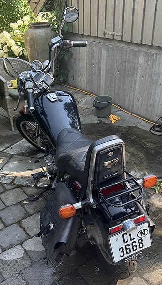 Honda VT 500 5 of 5