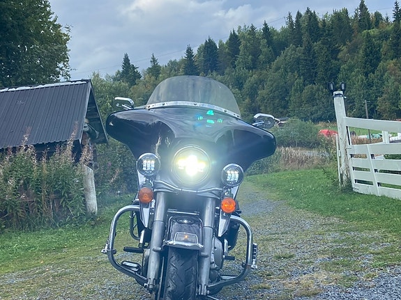 Harley-Davidson FLHS Electra Glide Sport 2 of 6