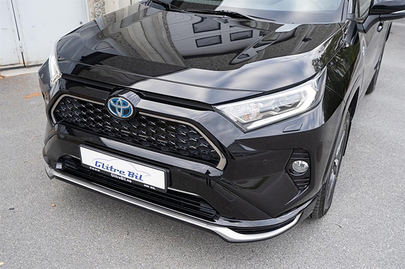 Toyota RAV4 3 of 30
