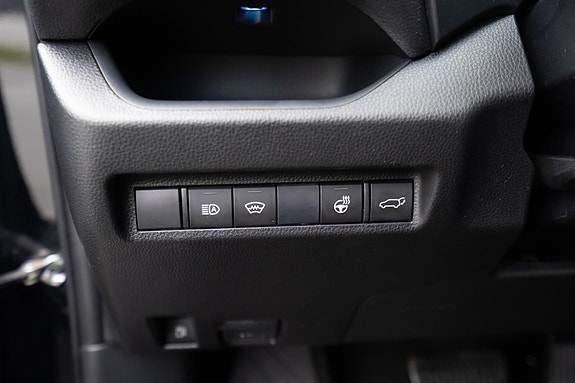 Toyota RAV4 15 of 30