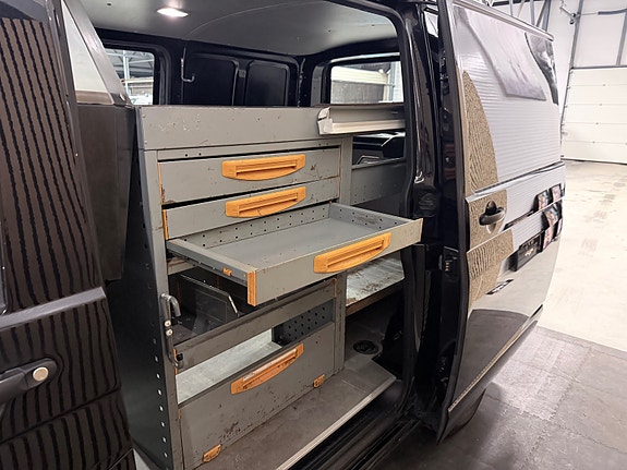 Volkswagen Transporter 23 of 26