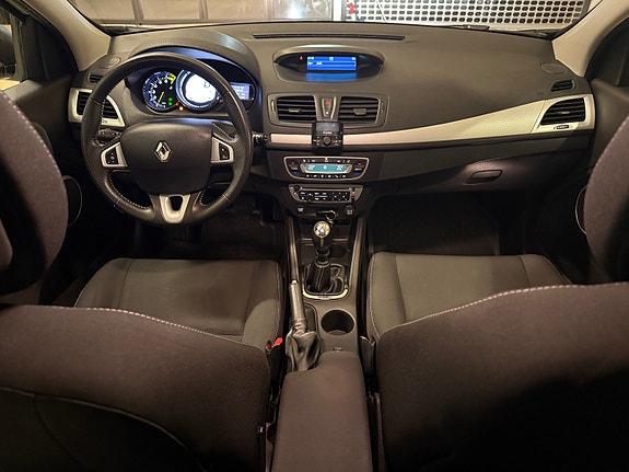 Renault Megane 12 of 21