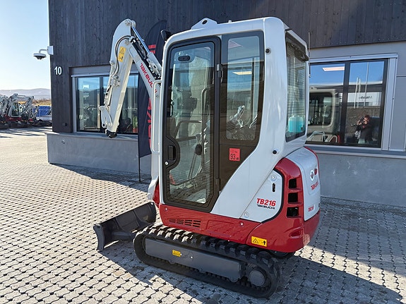 Takeuchi TB216 TIL LEIE 5 of 7