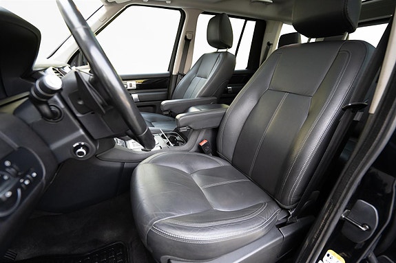 Land Rover Discovery 4 11 of 30