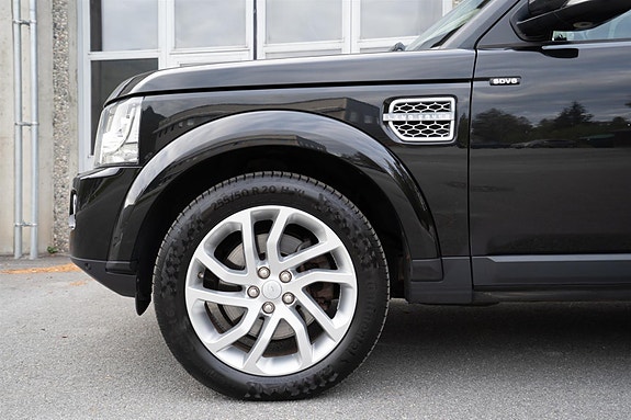Land Rover Discovery 4 3 of 30