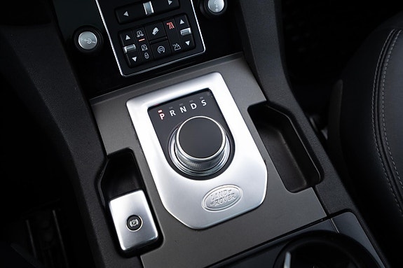 Land Rover Discovery 4 22 of 30