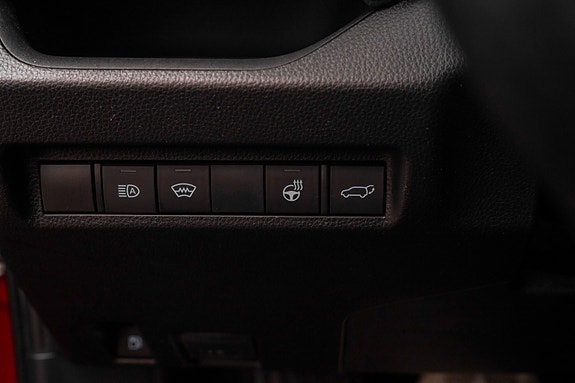 Toyota RAV4 Plug-in Hybrid 27 of 27