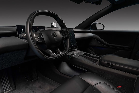 NIO ET5 25 of 30
