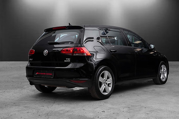 Volkswagen Golf VII 5 of 20