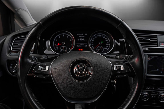 Volkswagen Golf VII 16 of 20