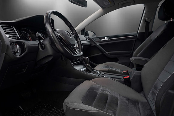 Volkswagen Golf VII 10 of 20