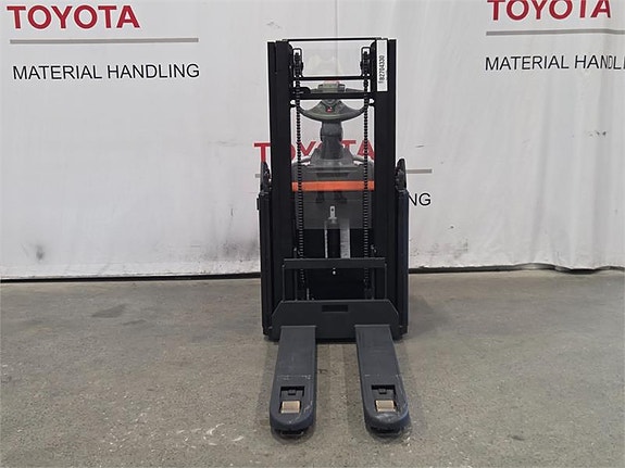 Toyota SPE200D 3 of 4