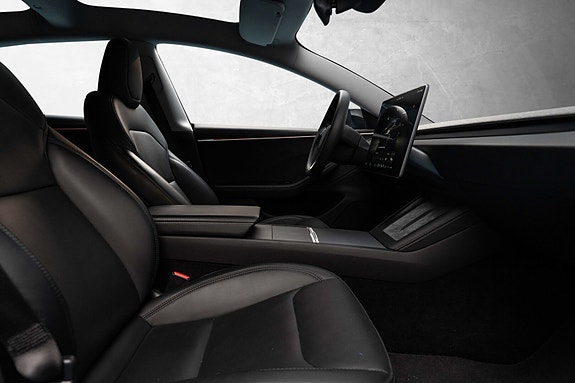 Tesla Model 3 25 of 30