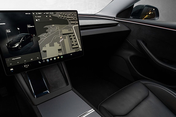 Tesla Model 3 10 of 30