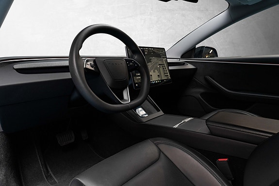 Tesla Model 3 21 of 30