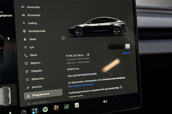 Tesla Model 3 18 of 30