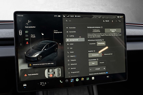 Tesla Model 3 17 of 30