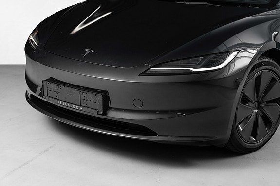 Tesla Model 3 2 of 30
