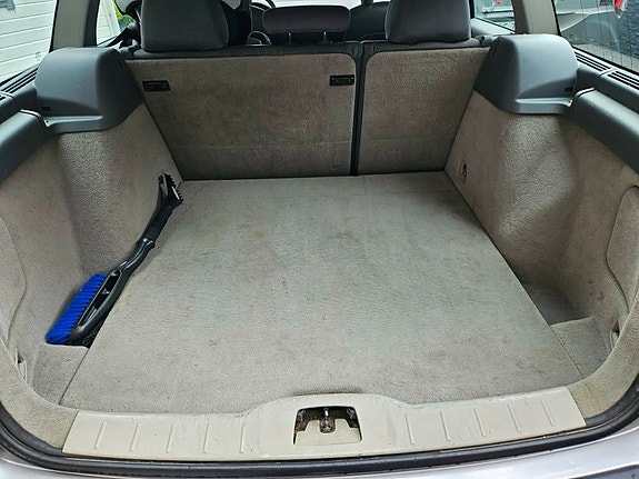 Volvo V50 7 of 10