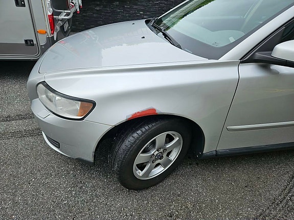 Volvo V50 3 of 10
