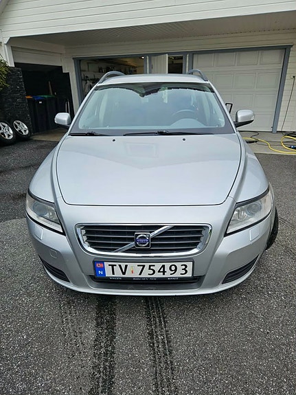 Volvo V50 4 of 10