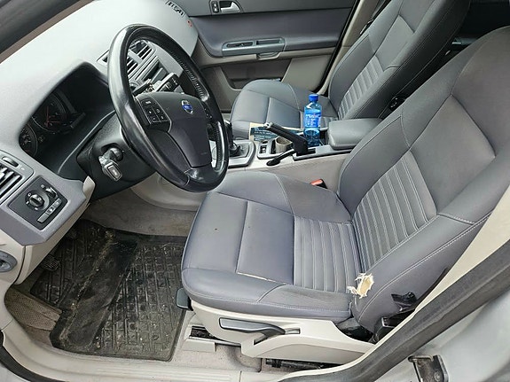Volvo V50 9 of 10