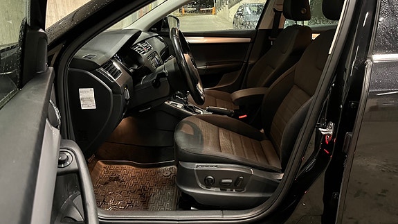 Skoda Octavia 11 of 19