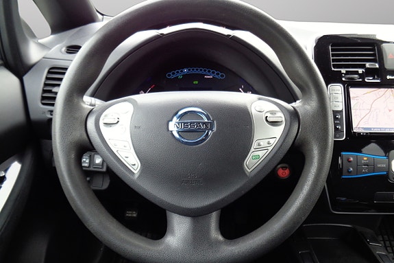 Nissan Leaf 17 of 30