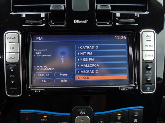 Nissan Leaf 28 of 30
