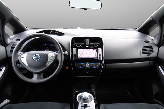 Nissan Leaf 16 of 30