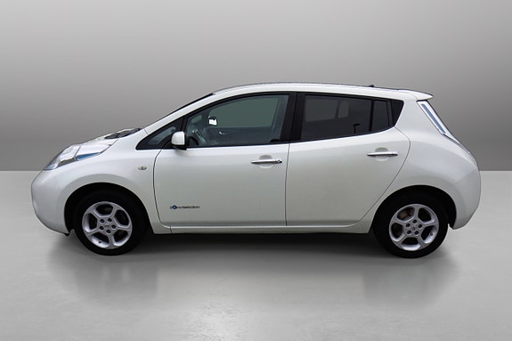 Nissan Leaf 2 of 30