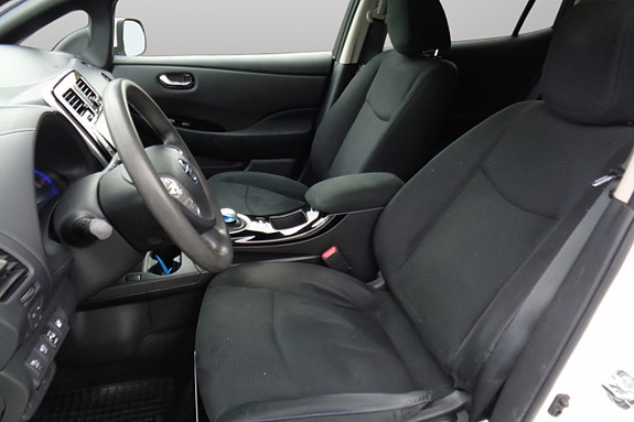 Nissan Leaf 12 of 30