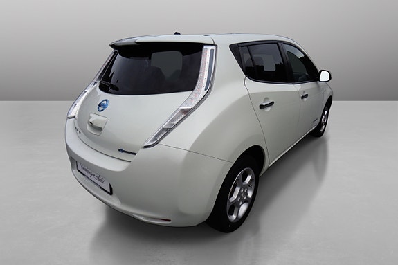 Nissan Leaf 6 of 30