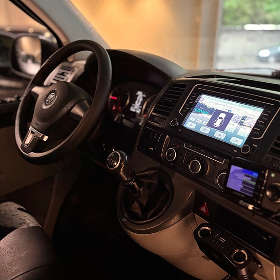 Volkswagen Transporter 22 of 27