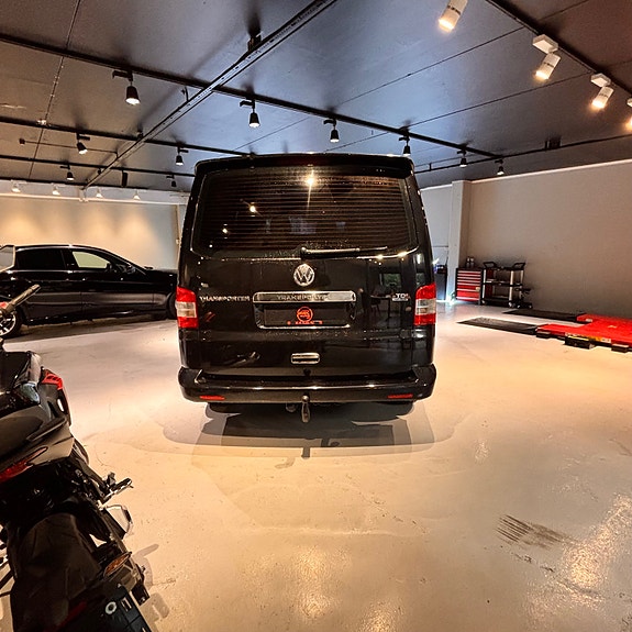 Volkswagen Transporter 4 of 27