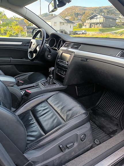 Skoda Superb 15 of 21