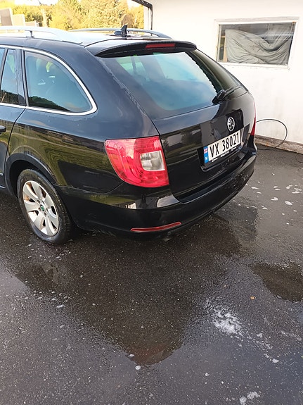 Skoda Superb 4 of 21