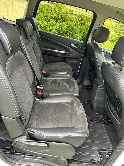 Ford S-MAX 9 of 14