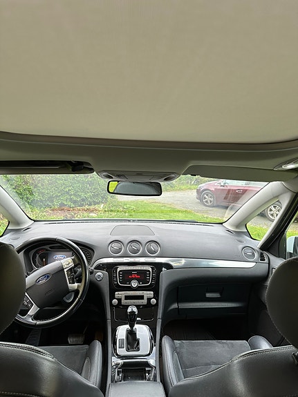 Ford S-MAX 12 of 14