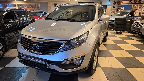 Kia Sportage 2 of 30