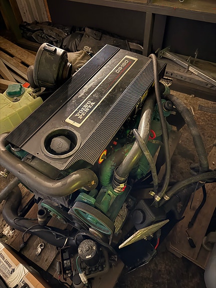 Volvo penta D3 160Hk med DPS drev 5 of 5