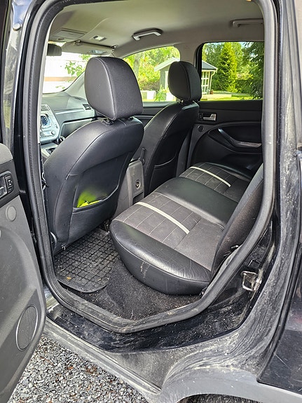Ford Kuga 7 of 10