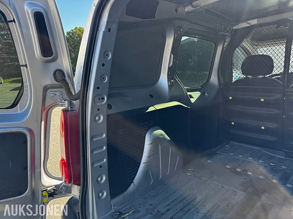 Citroen Berlingo 18 of 30