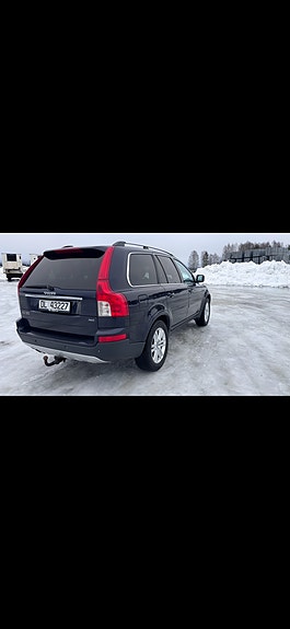 Volvo XC90 6 of 11