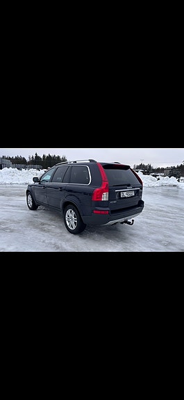 Volvo XC90 5 of 11