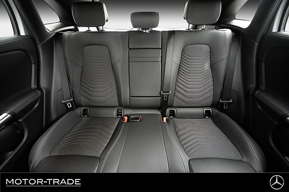 Mercedes-Benz EQA300 19 of 30