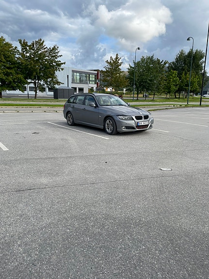 BMW 318d 4 of 4