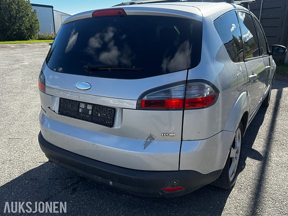 Ford S-MAX 6 of 30